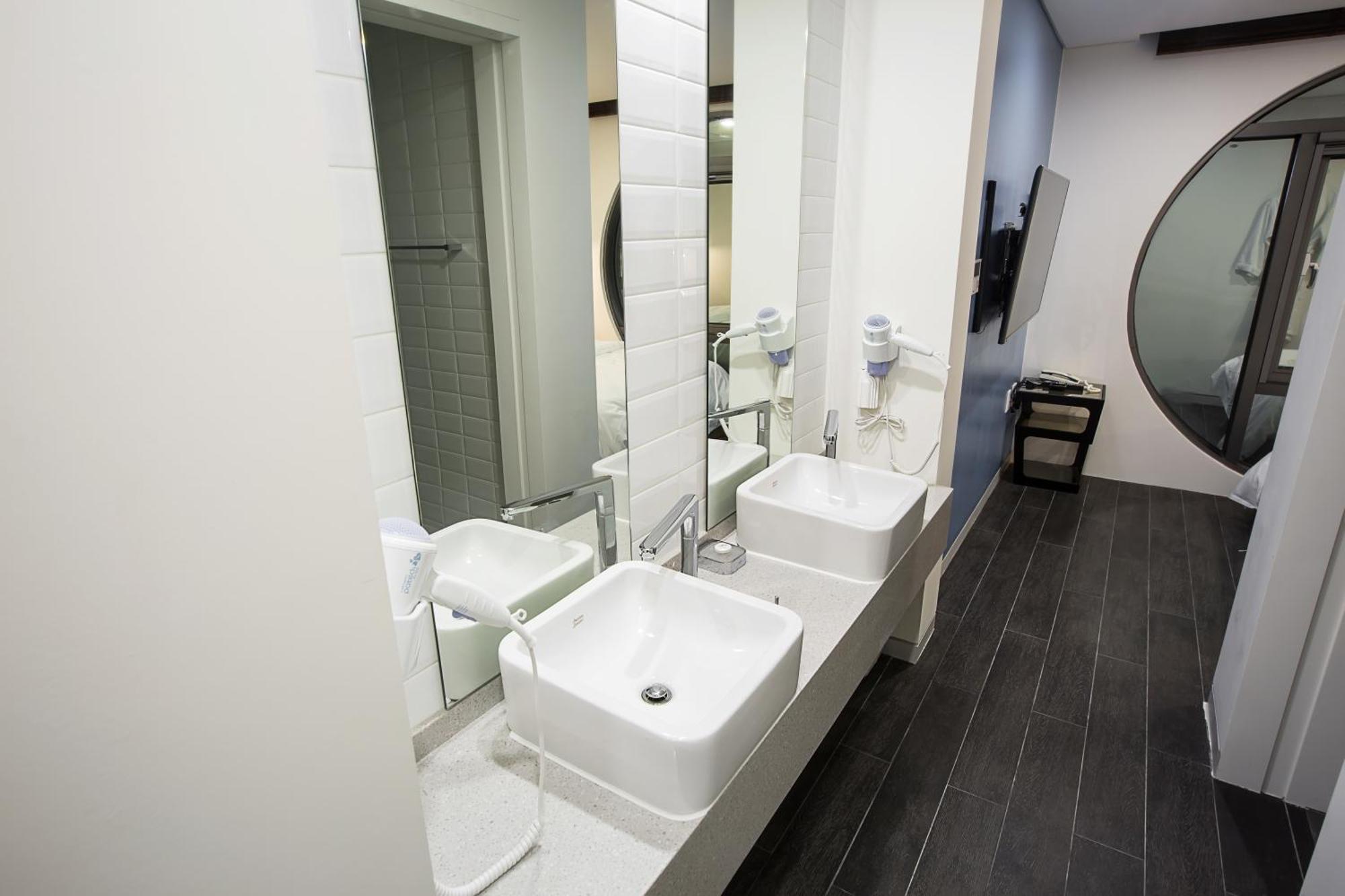 Jerry'S Planet Hotel Seoul Phòng bức ảnh